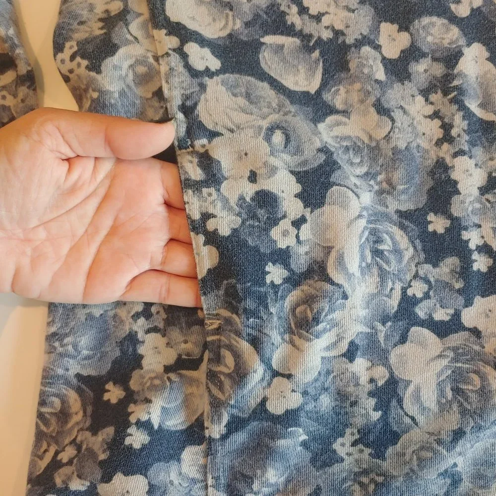 H & M | Blue Floral French Terry Sweatshirt Dress | 4-6yr. | Pockets Casual
